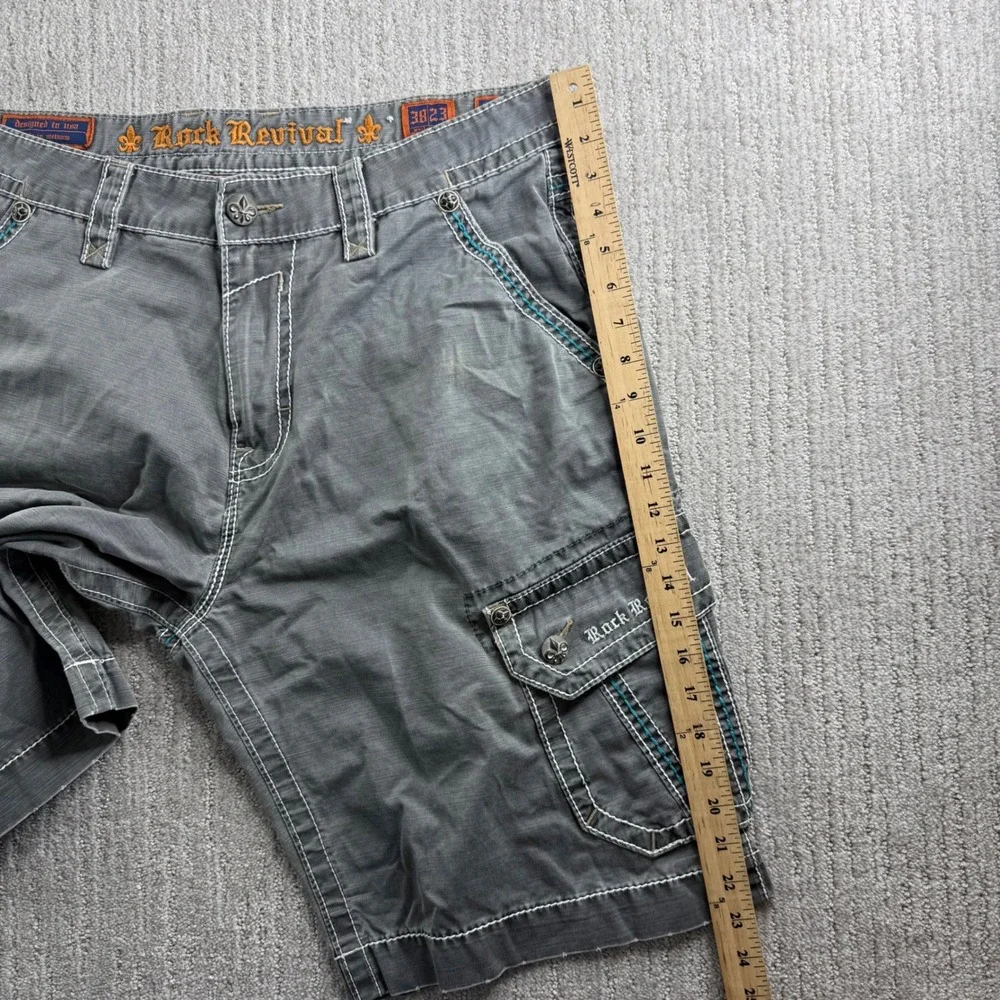 Rock Revival Cargo Shorts Mens Size 38 Gray Slim Fit Heavy Stitch Embroidered